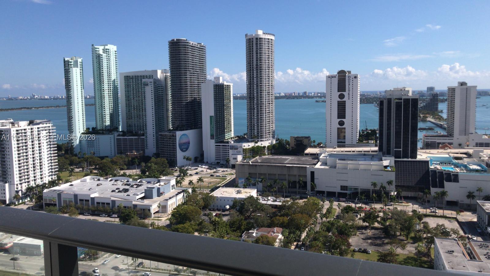 1600 NE 1st Ave 2902