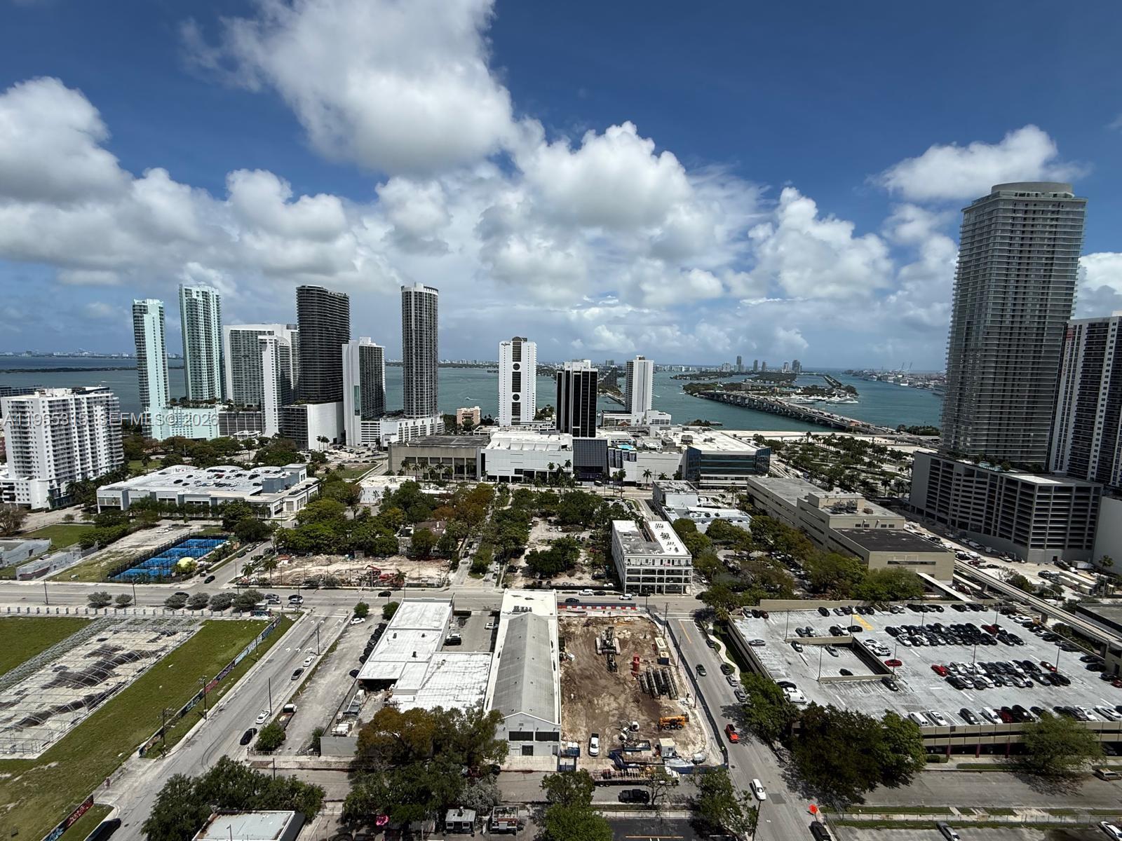 1600 NE 1st Ave 2902