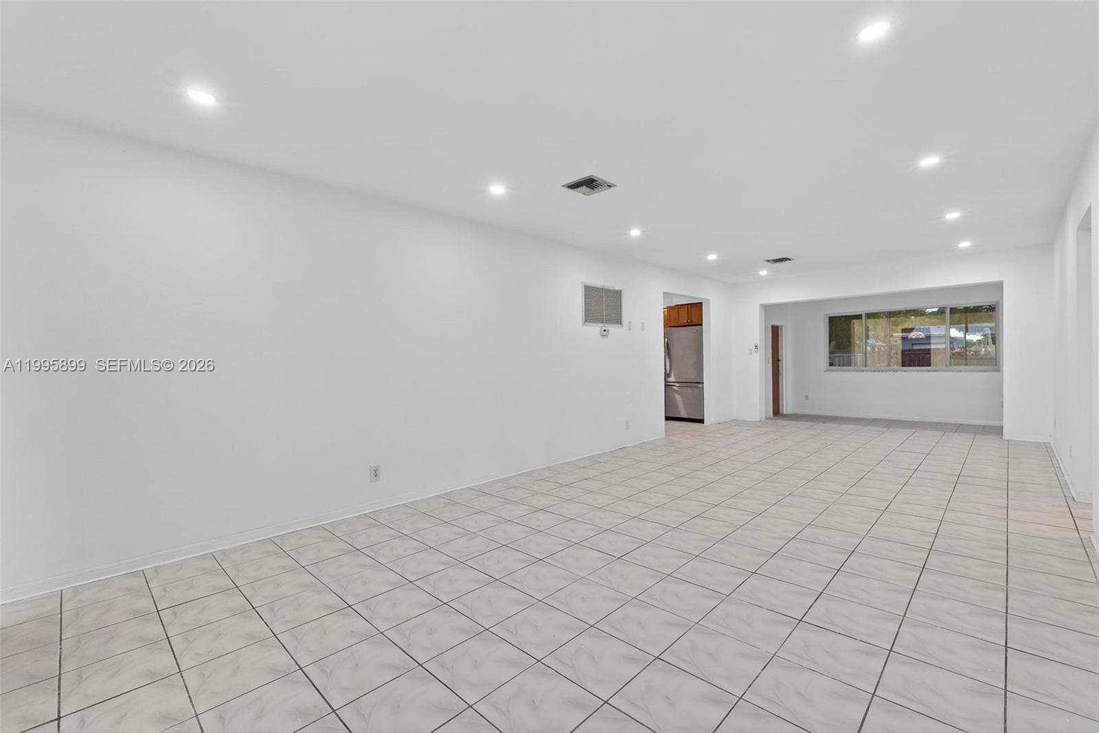 HOLLYWOOD HOMESITES HIGH - Residential