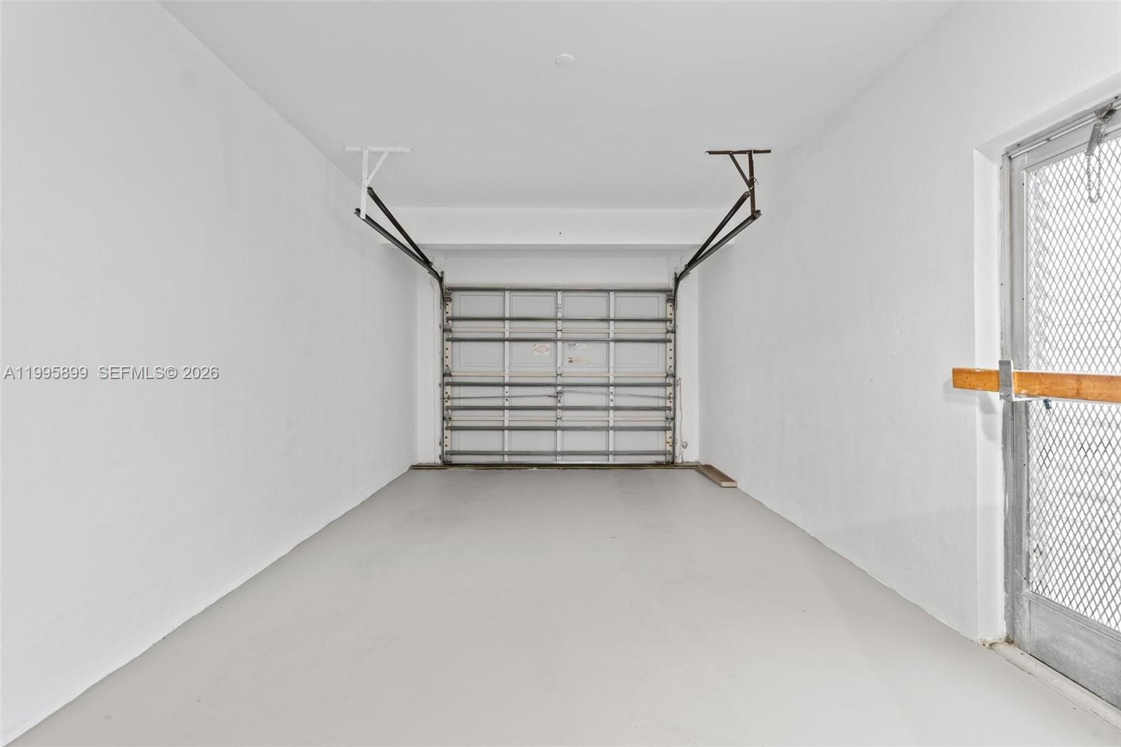 HOLLYWOOD HOMESITES HIGH - Residential