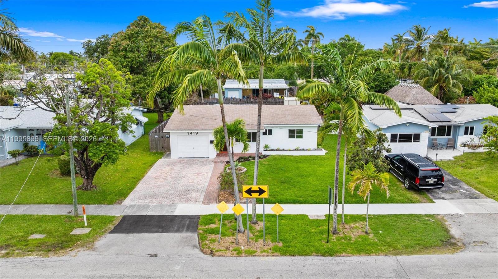 HOLLYWOOD HOMESITES HIGH - Residential