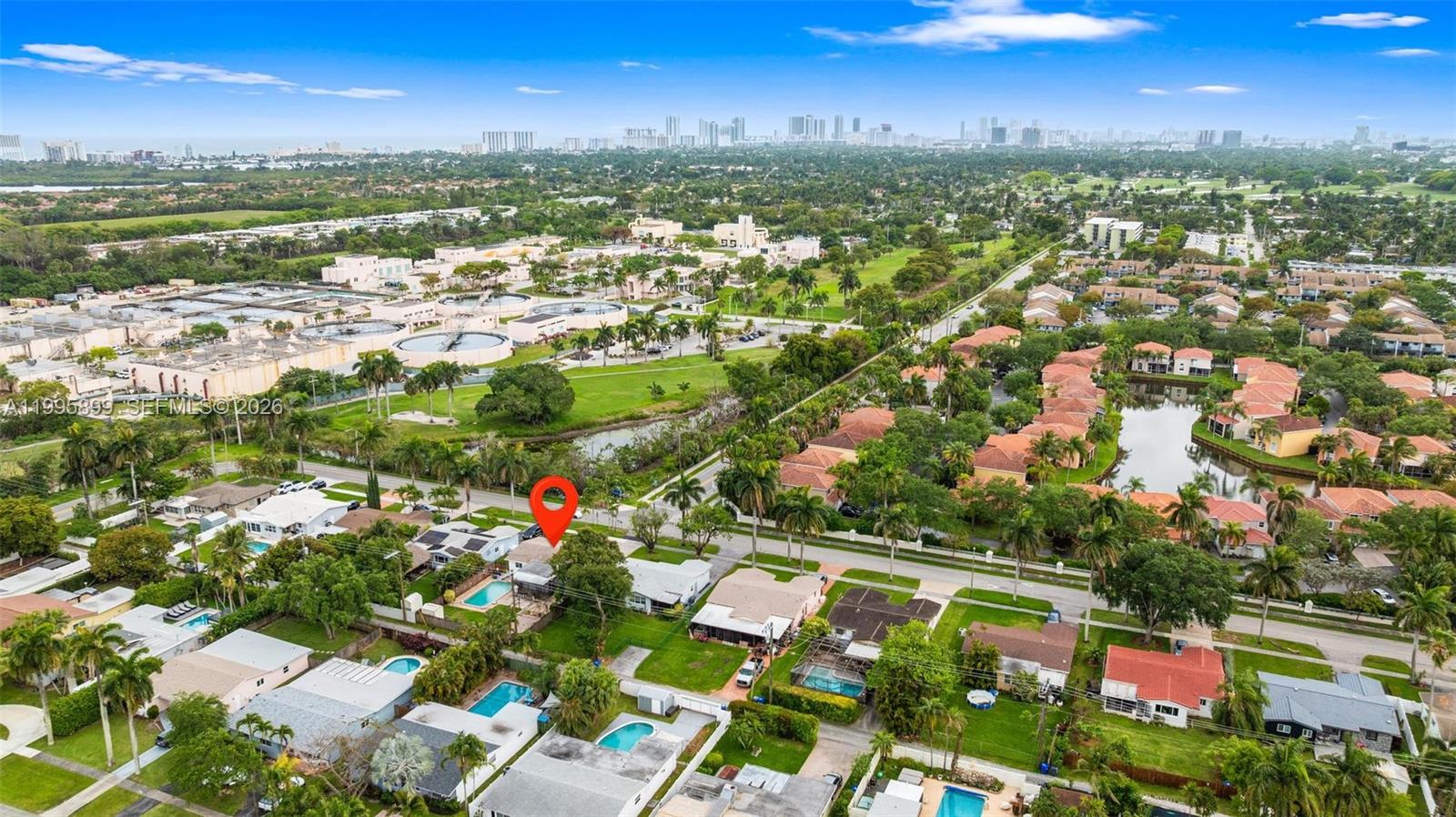 HOLLYWOOD HOMESITES HIGH - Residential