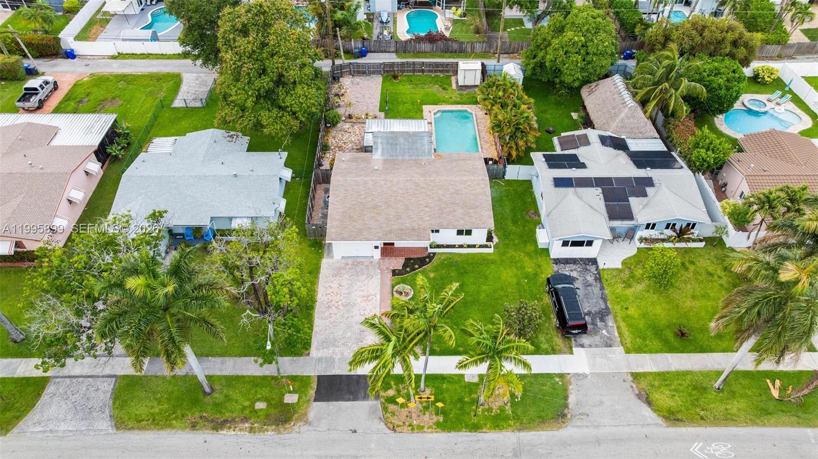 HOLLYWOOD HOMESITES HIGH - Residential