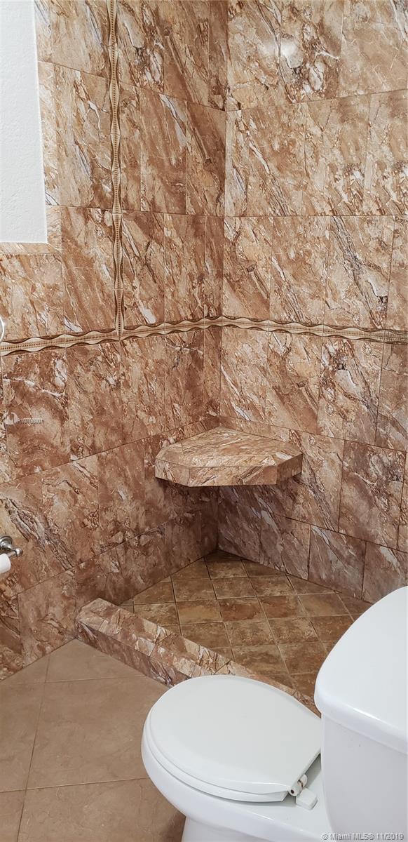 PALM SPRING ESTATES - Residential