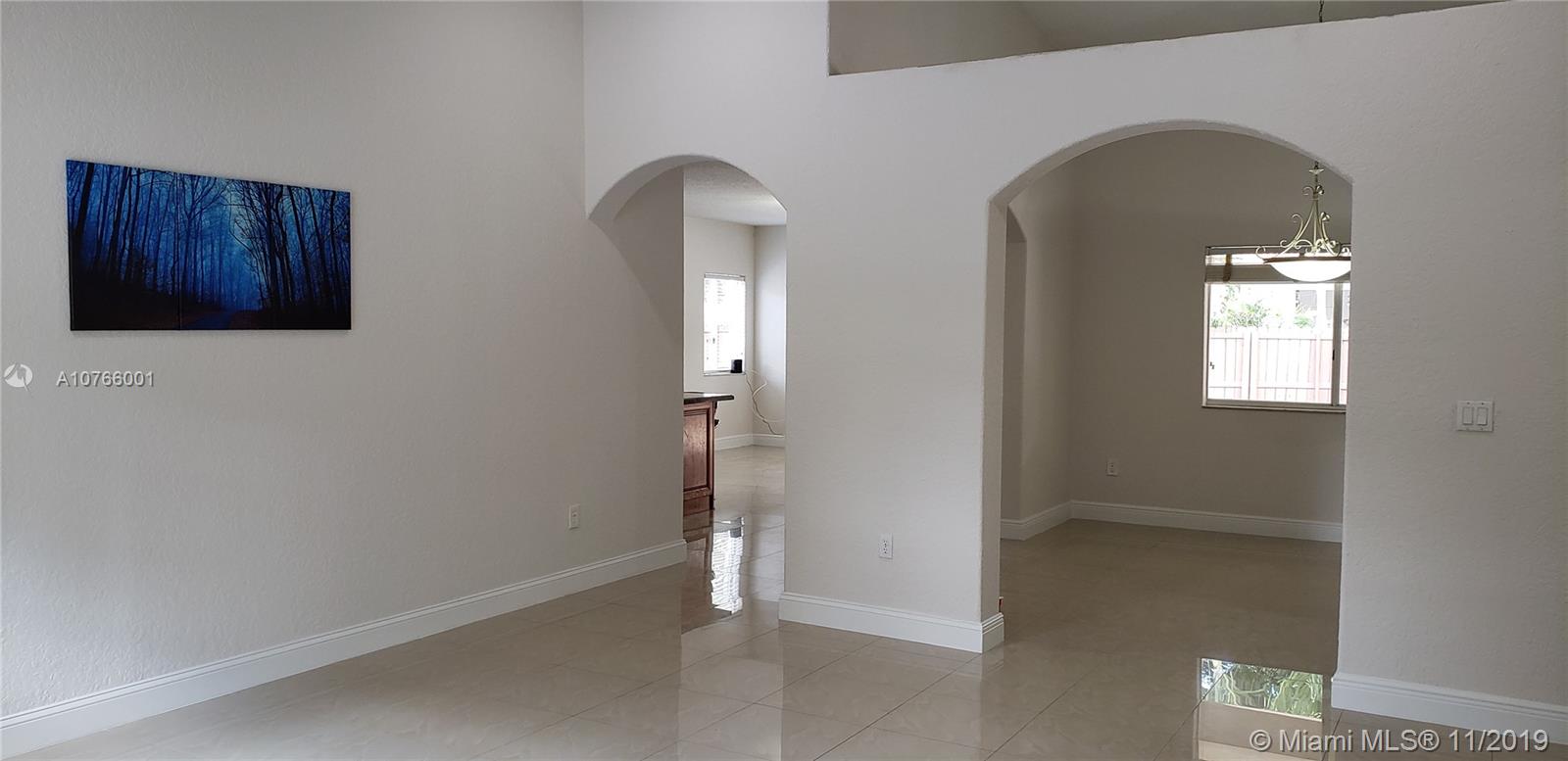 PALM SPRING ESTATES - Residential