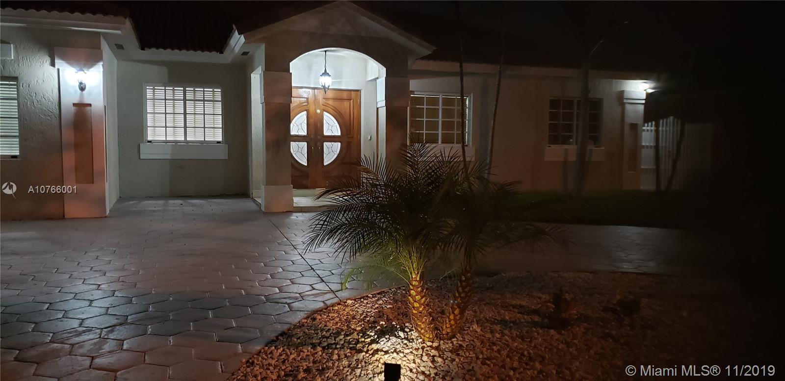 PALM SPRING ESTATES - Residential