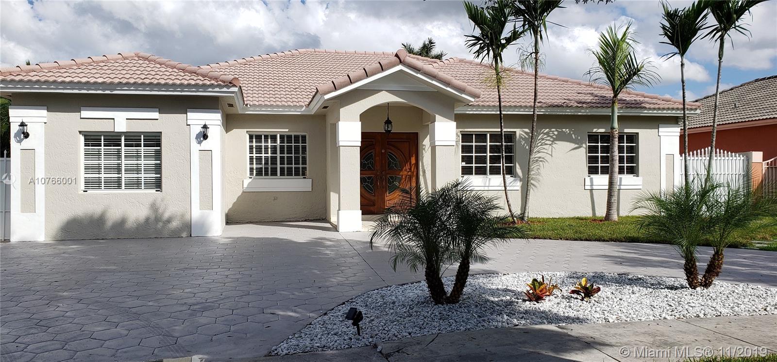 PALM SPRING ESTATES - Residential