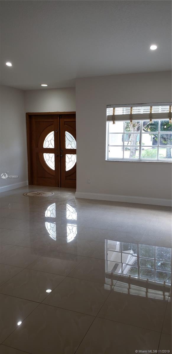 PALM SPRING ESTATES - Residential