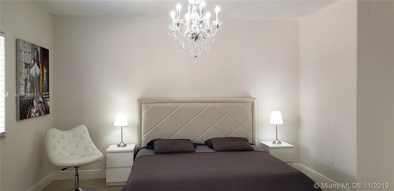 PALM SPRING ESTATES - Residential