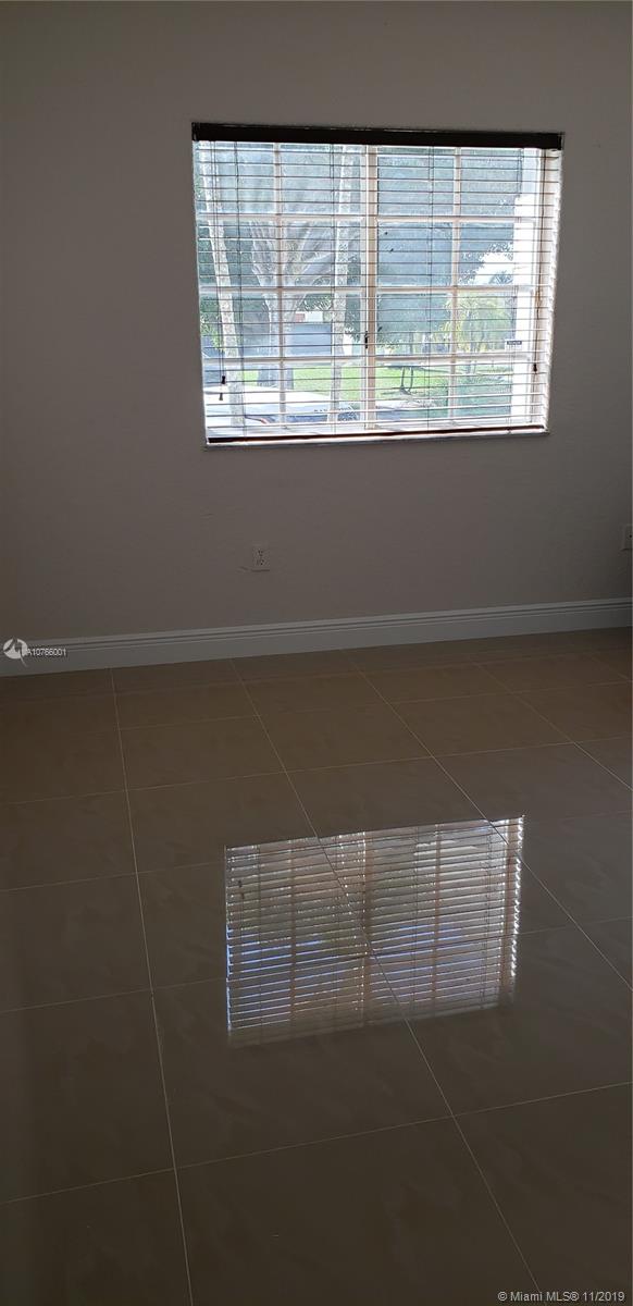 PALM SPRING ESTATES - Residential