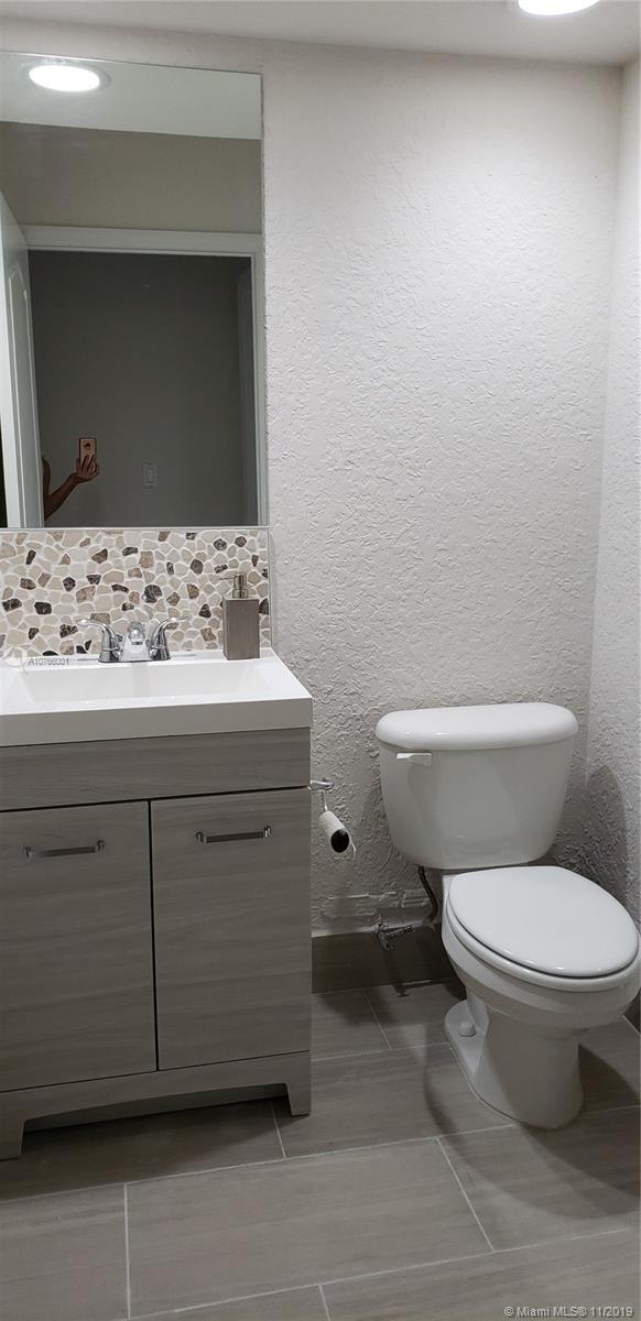 PALM SPRING ESTATES - Residential