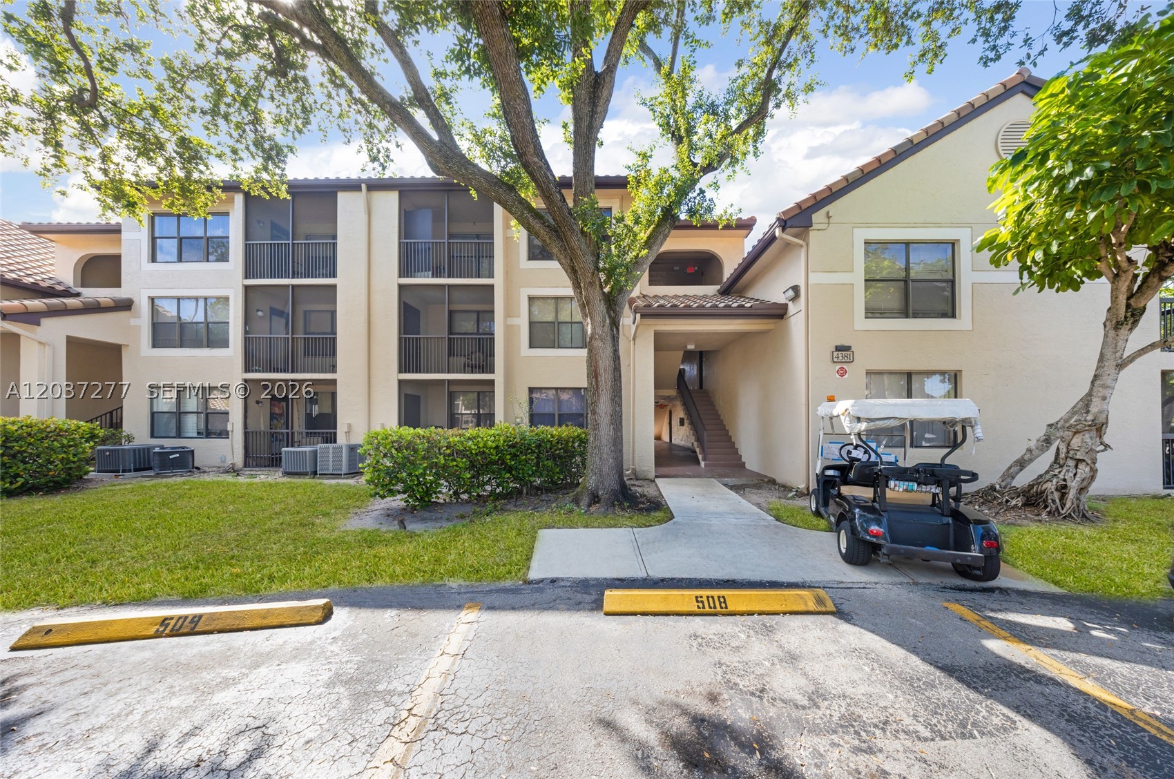 4381 W Mcnab Rd 20