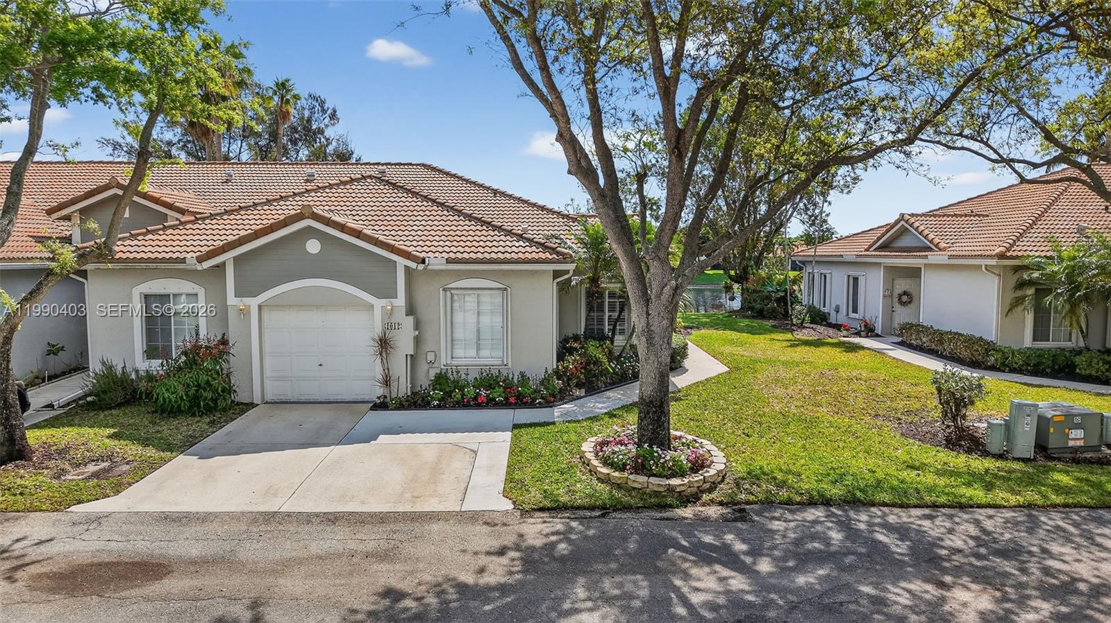 OLYMPIA & YORK RESIDENTIA - Residential