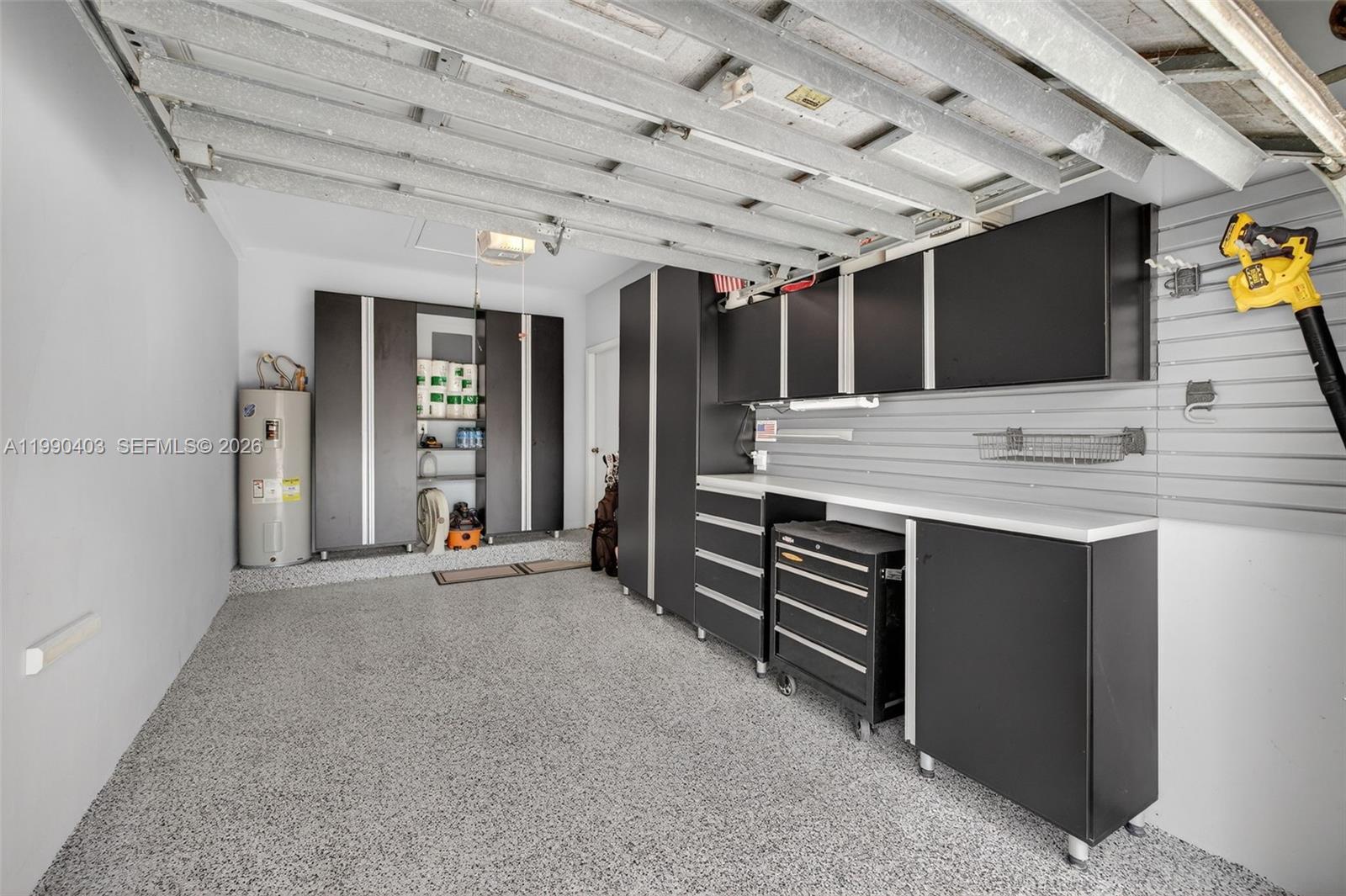 OLYMPIA & YORK RESIDENTIA - Residential