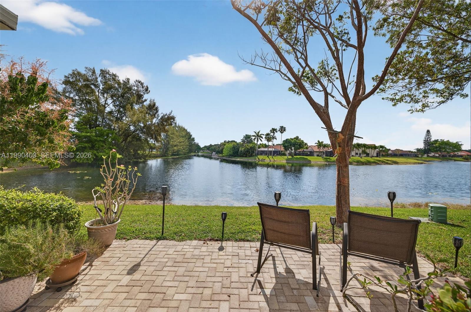 View photos, virtual tours, details... 1012 SW 42nd Ave