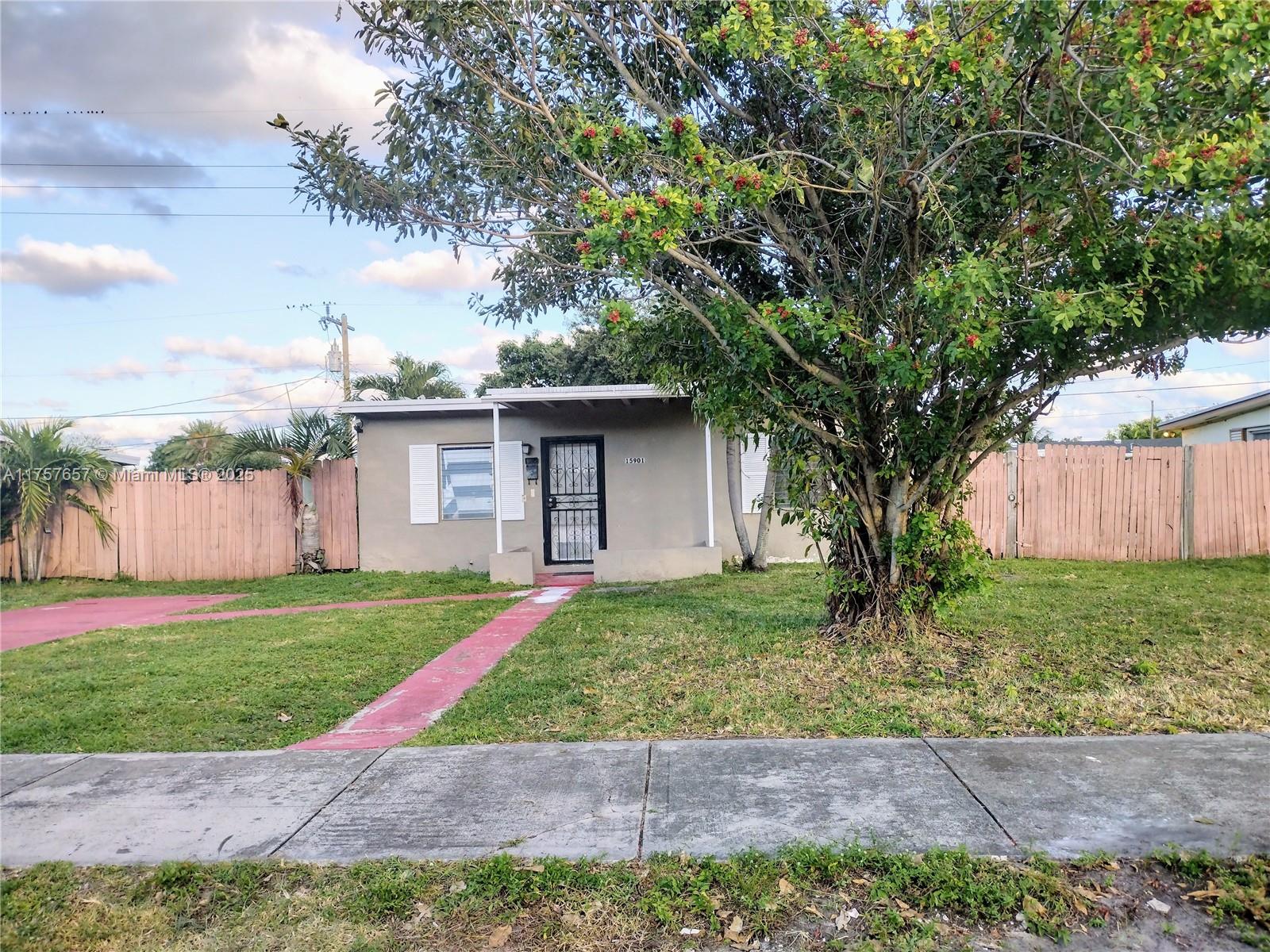 15901 Nw 19th Ave, Miami Gardens, Broward County, Florida - 2 Bedrooms  
1 Bathrooms - 