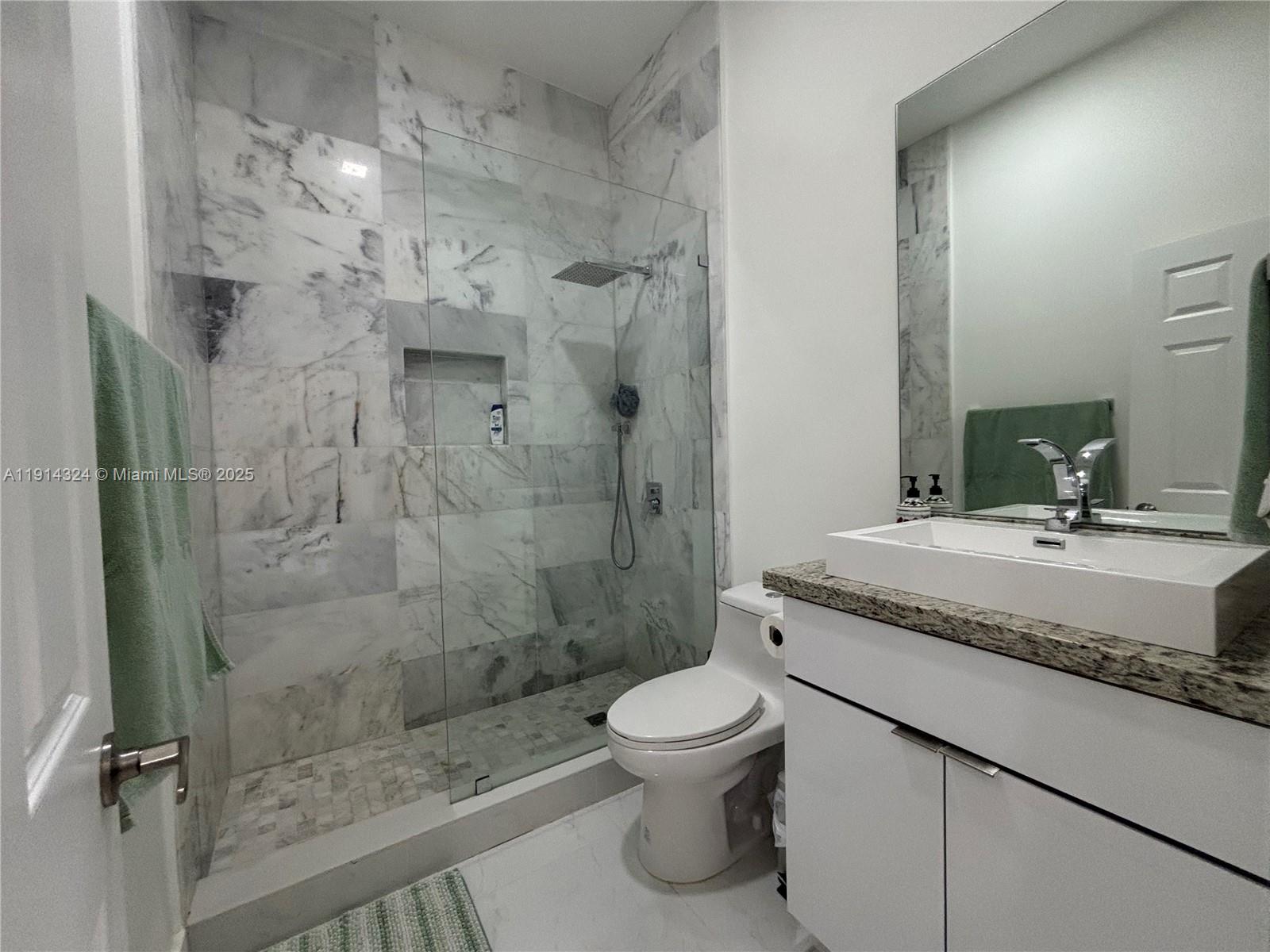 POINCIANA AT SUNSET LAKES - Residential Lease