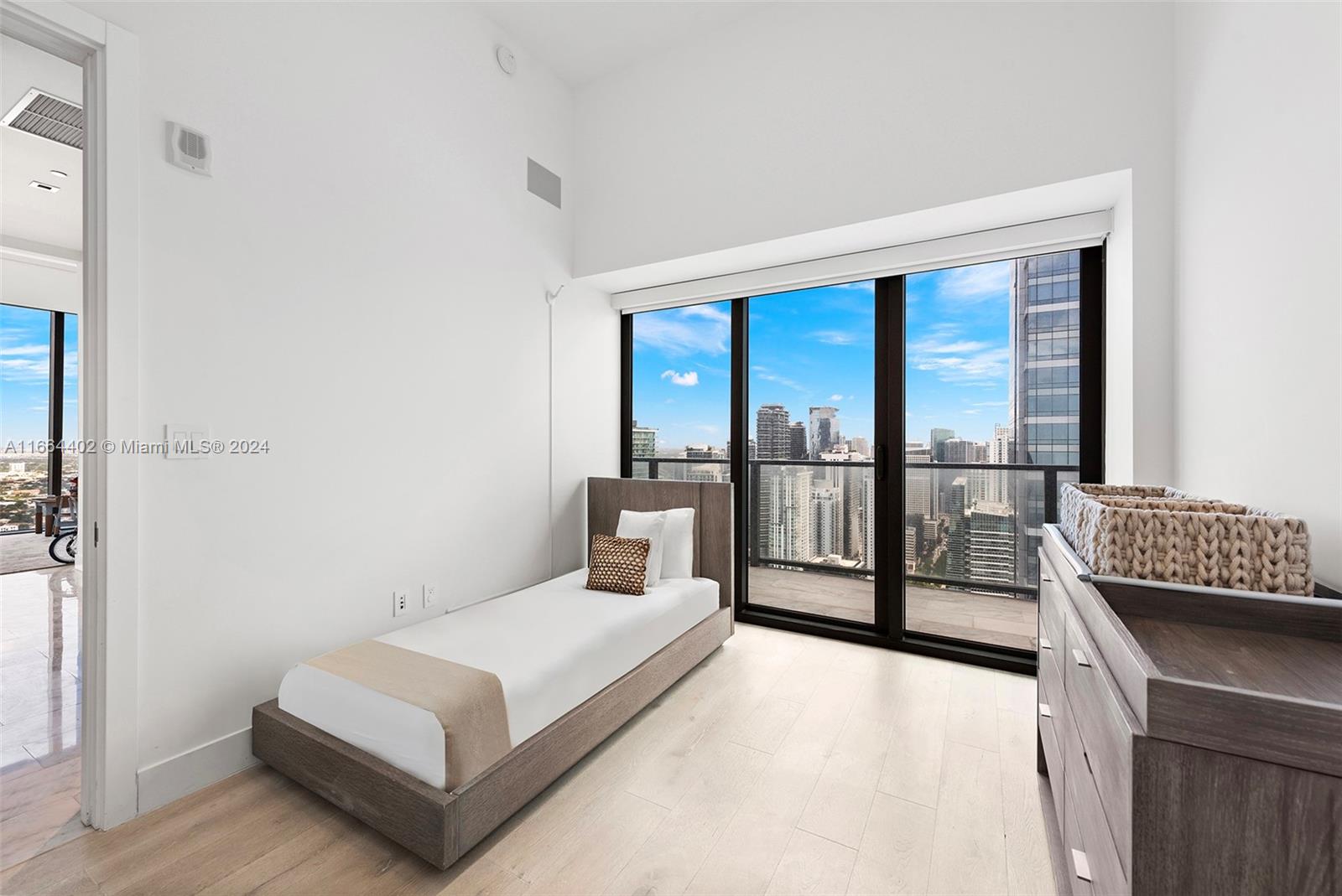 ECHO BRICKELL CONDO - Residential