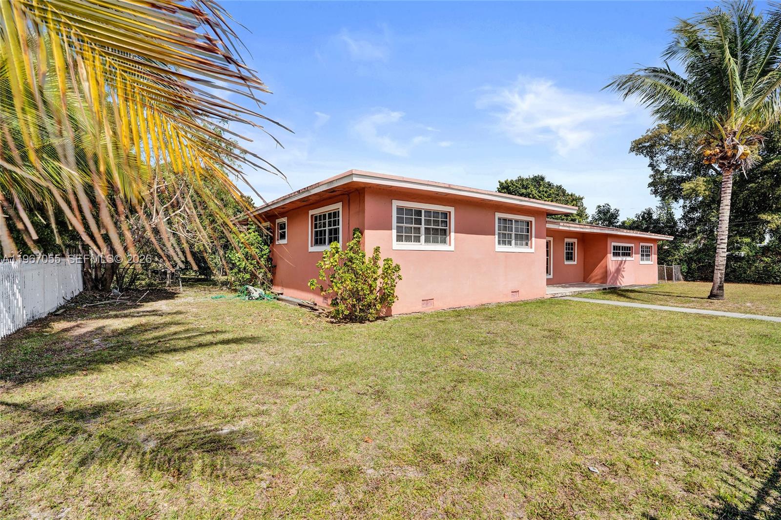 ARCH CREEK ESTATES - Residential