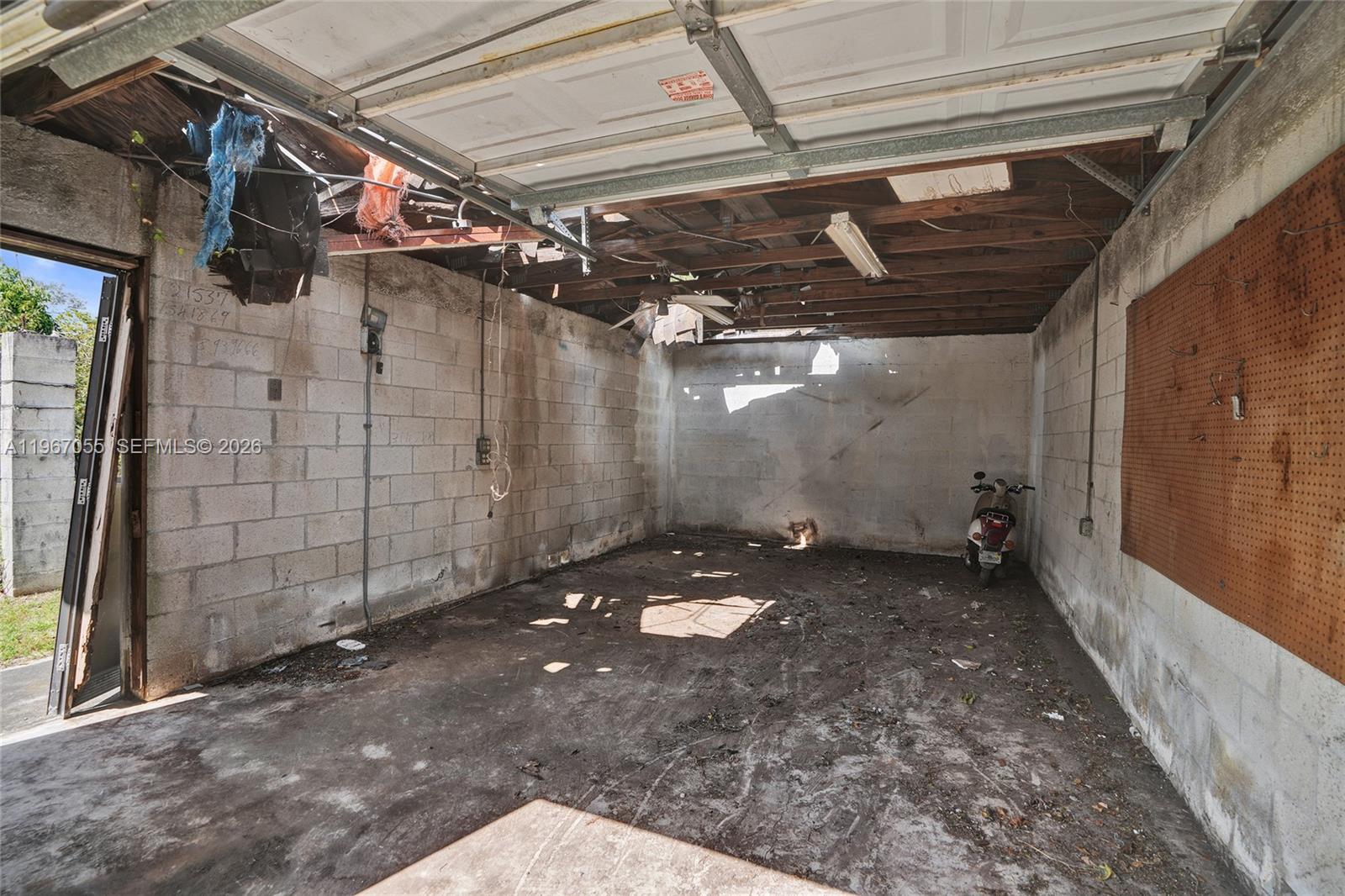 ARCH CREEK ESTATES - Residential