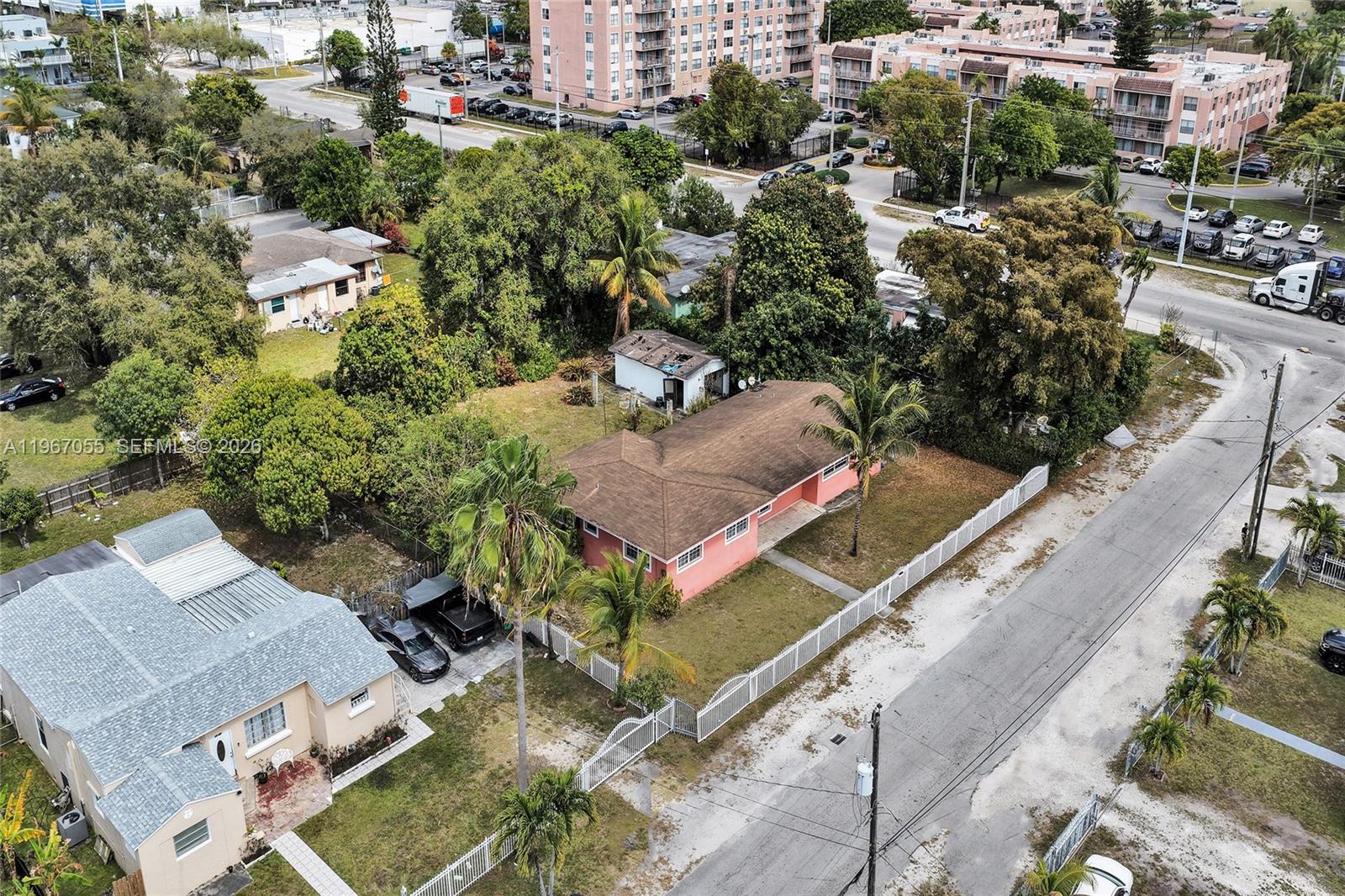 ARCH CREEK ESTATES - Residential