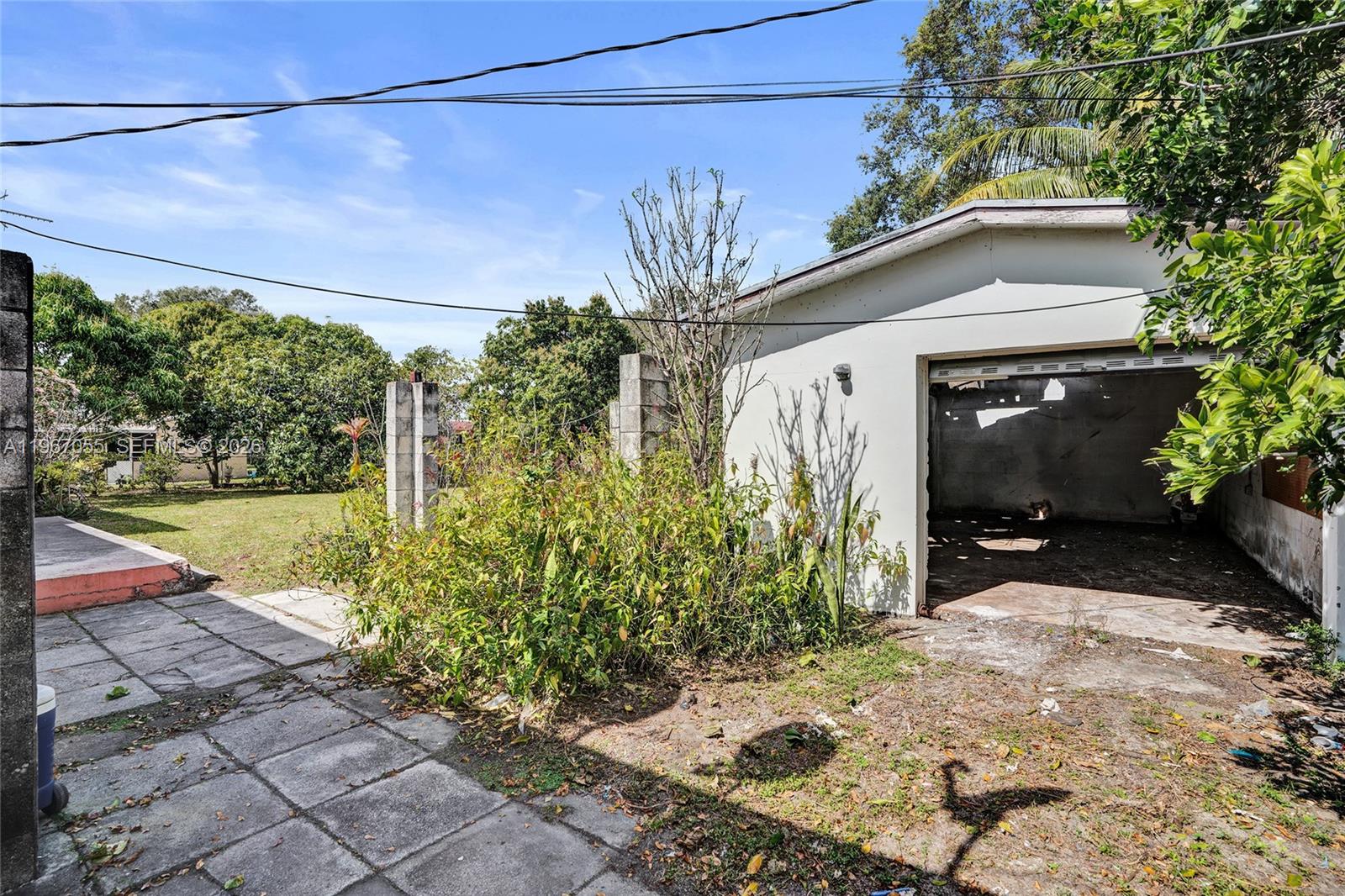 ARCH CREEK ESTATES - Residential