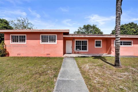 1775 NE 147th St Miami FL 33181