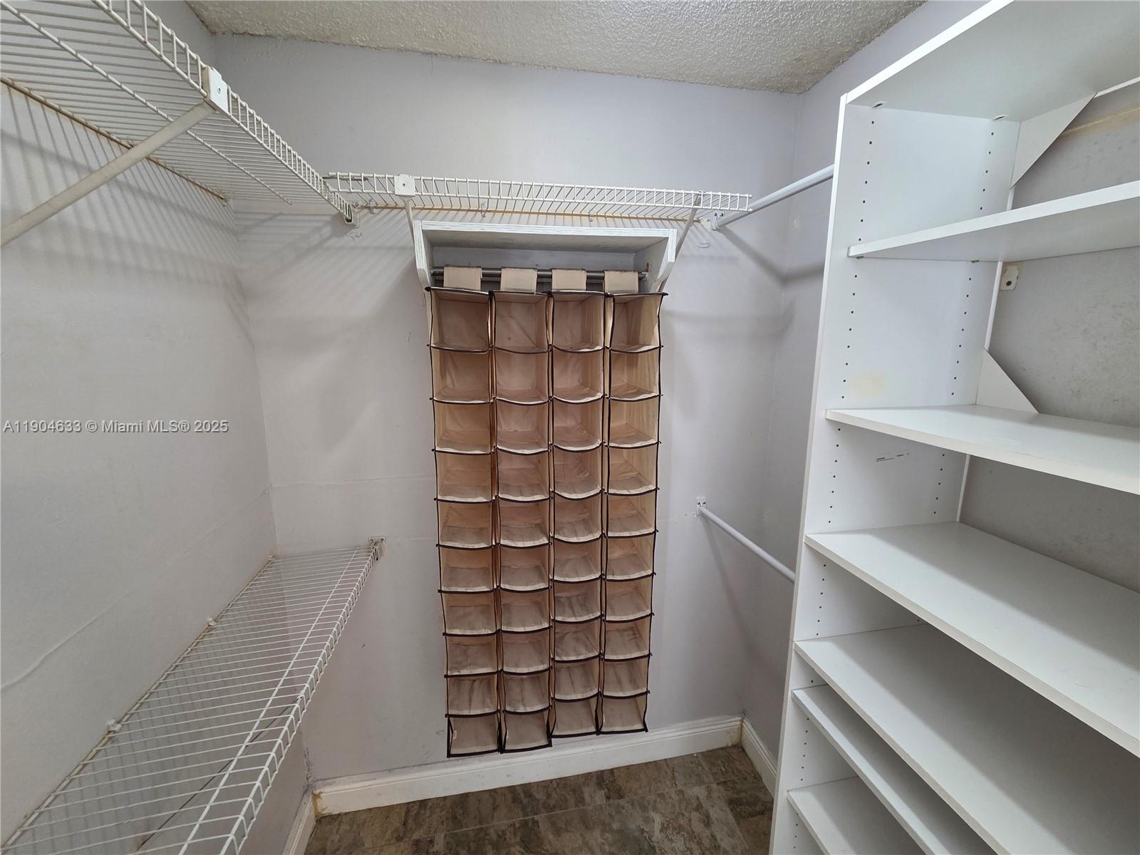 PALM COVE COND - Residential Lease