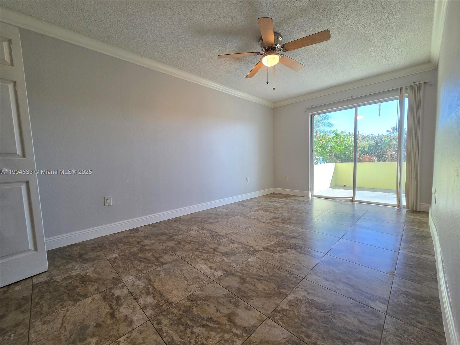 PALM COVE COND - Residential Lease