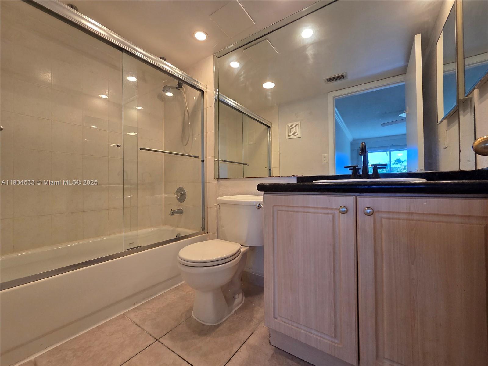 PALM COVE COND - Residential Lease