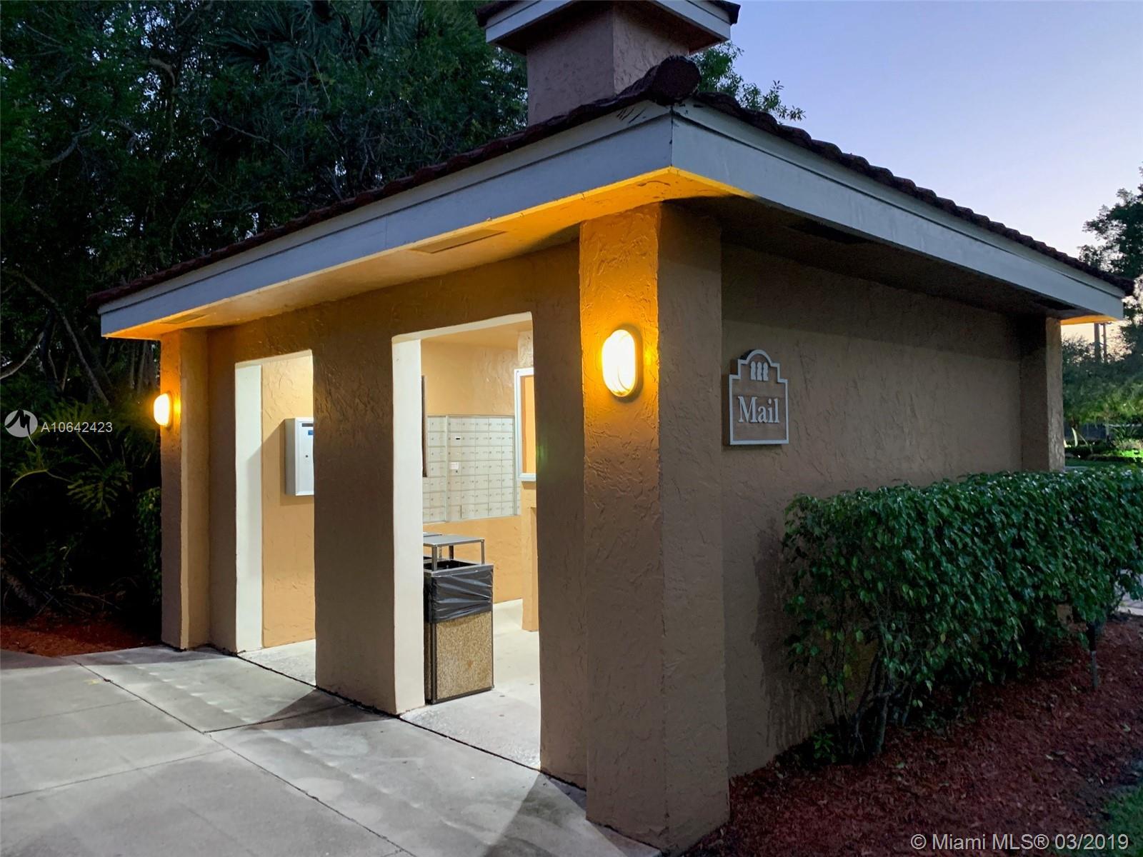 COLONNADES CONDO - Residential