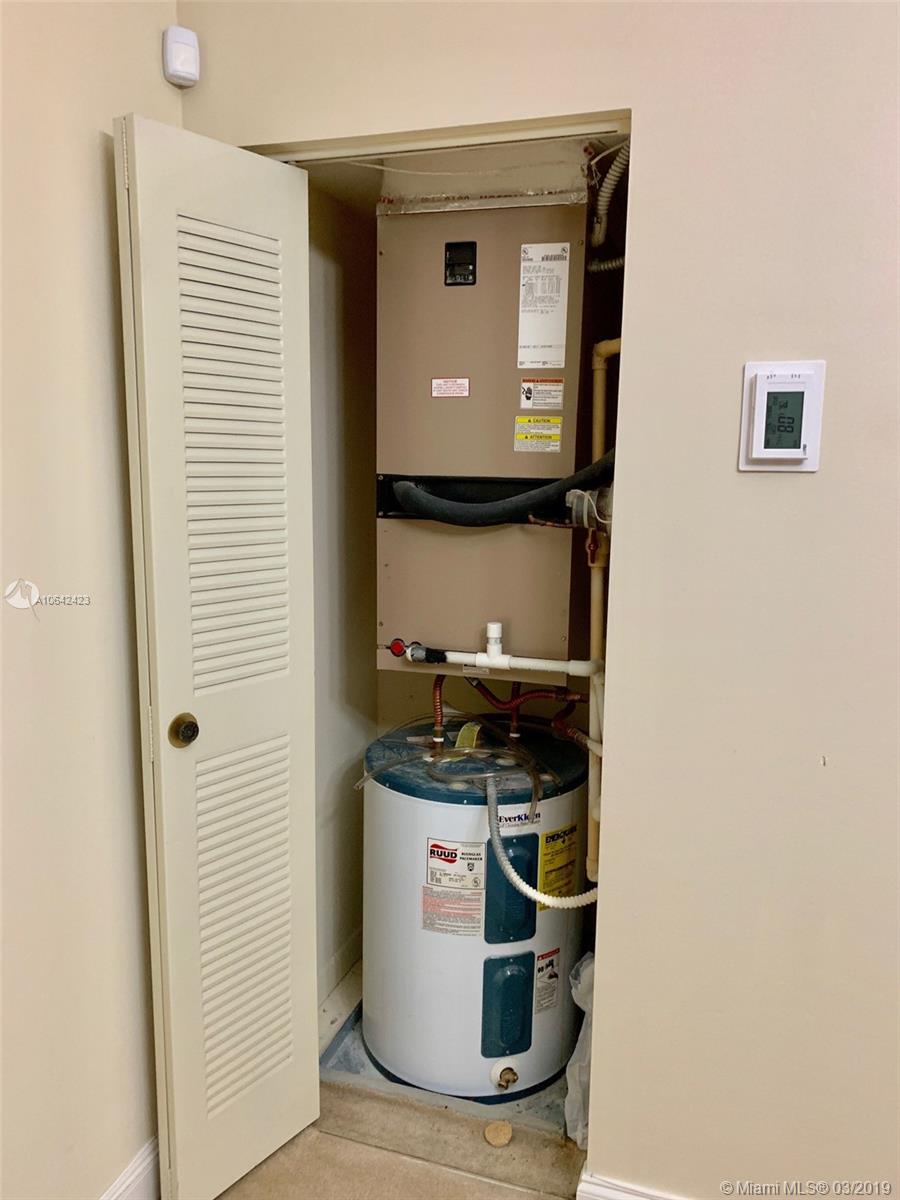 COLONNADES CONDO - Residential