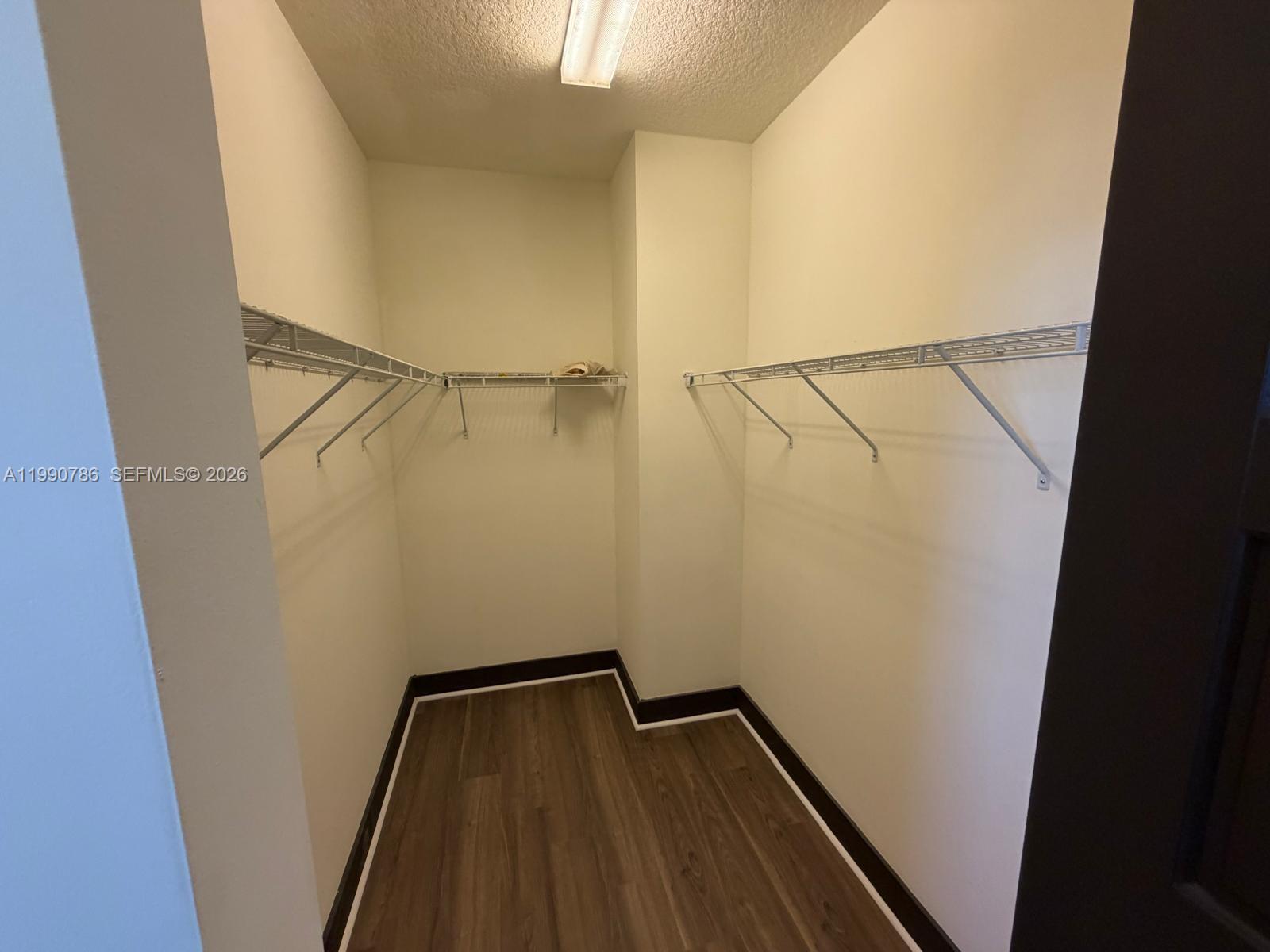 DUNNWOODY LAKE - Residential Lease