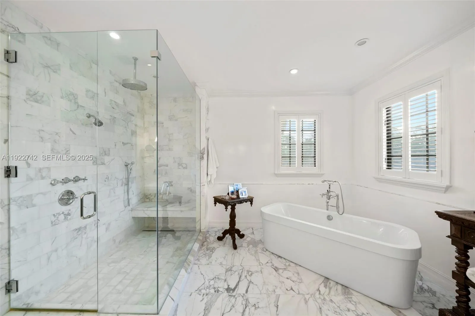 Pinecrest, Florida 33156, United States, 7 Bedrooms Bedrooms, ,8 BathroomsBathrooms,Residential,Active,249746