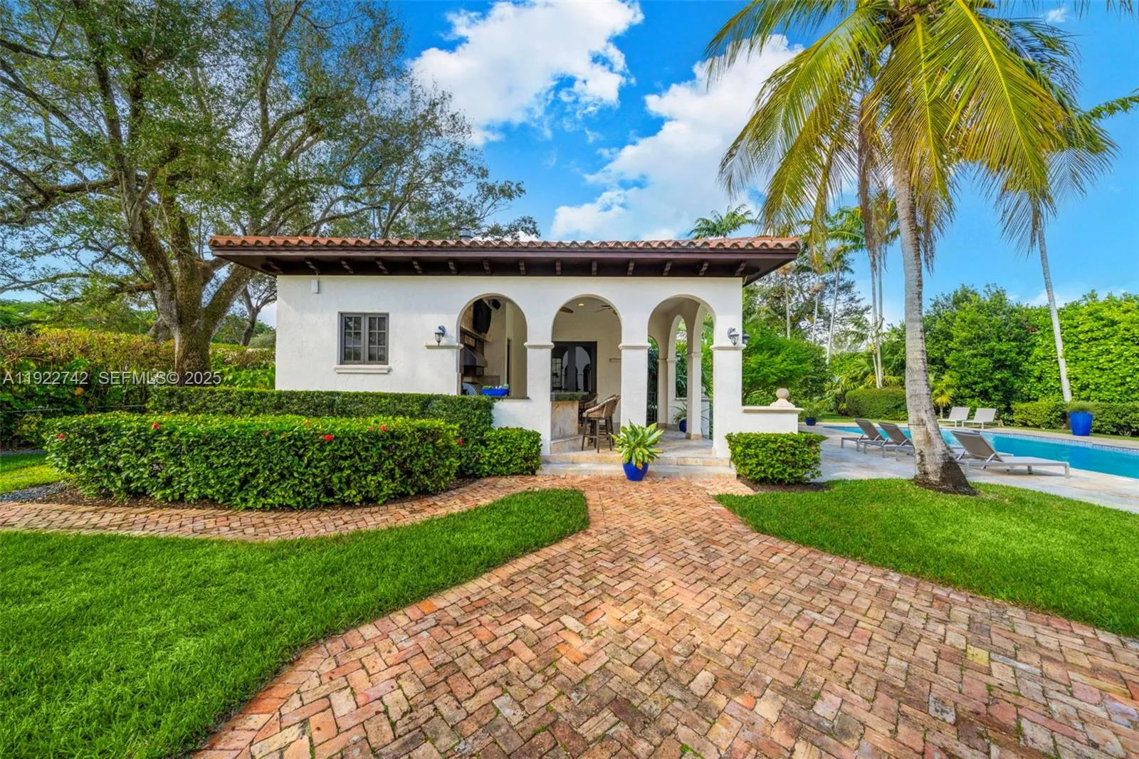 Pinecrest, Florida 33156, United States, 7 Bedrooms Bedrooms, ,8 BathroomsBathrooms,Residential,Active,249746