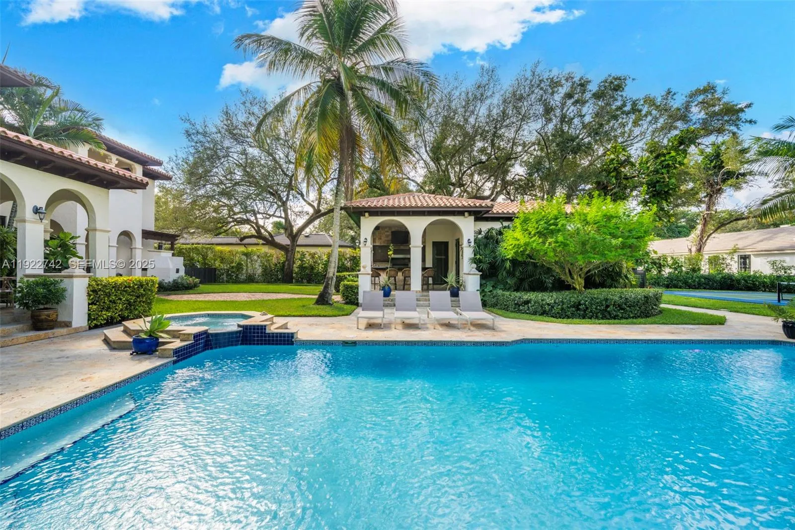 Pinecrest, Florida 33156, United States, 7 Bedrooms Bedrooms, ,8 BathroomsBathrooms,Residential,Active,249746