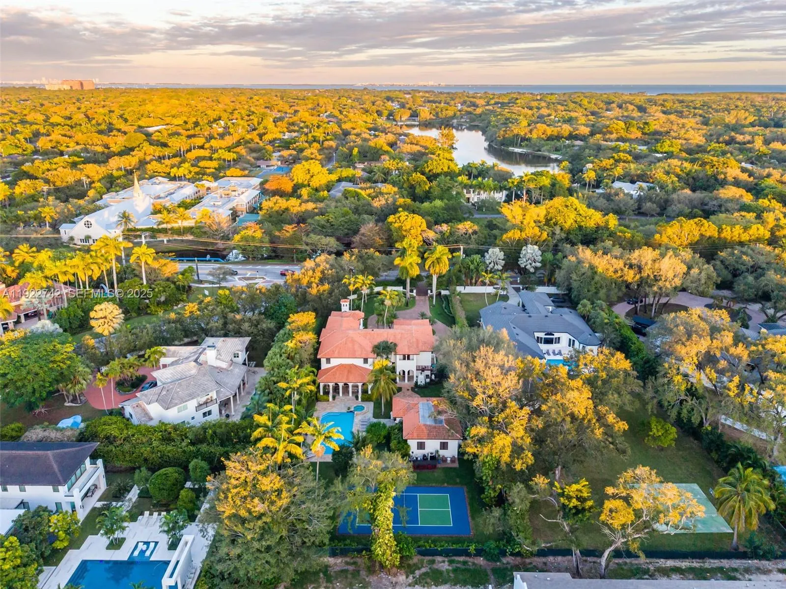 Pinecrest, Florida 33156, United States, 7 Bedrooms Bedrooms, ,8 BathroomsBathrooms,Residential,Active,249746