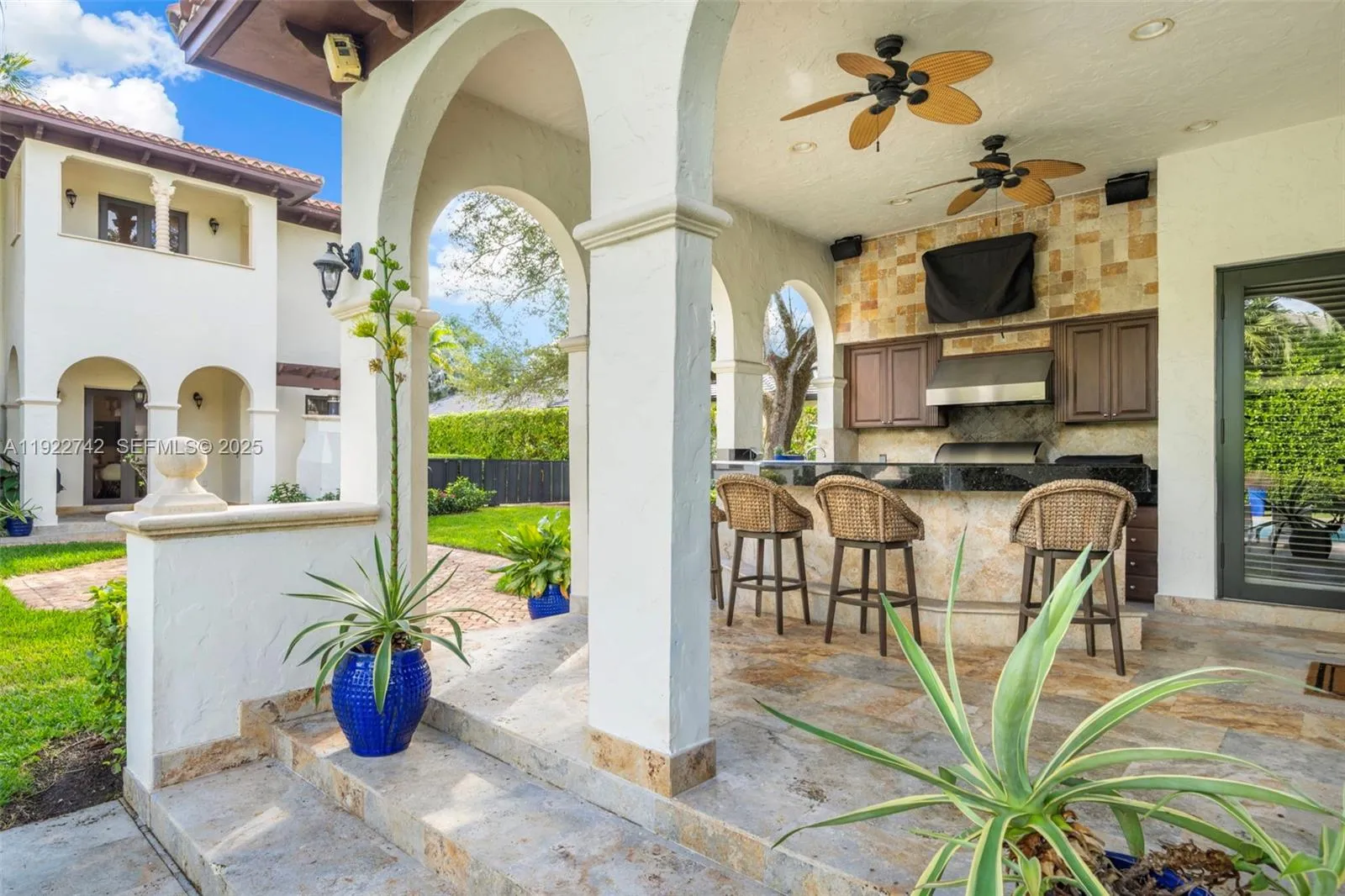 Pinecrest, Florida 33156, United States, 7 Bedrooms Bedrooms, ,8 BathroomsBathrooms,Residential,Active,249746