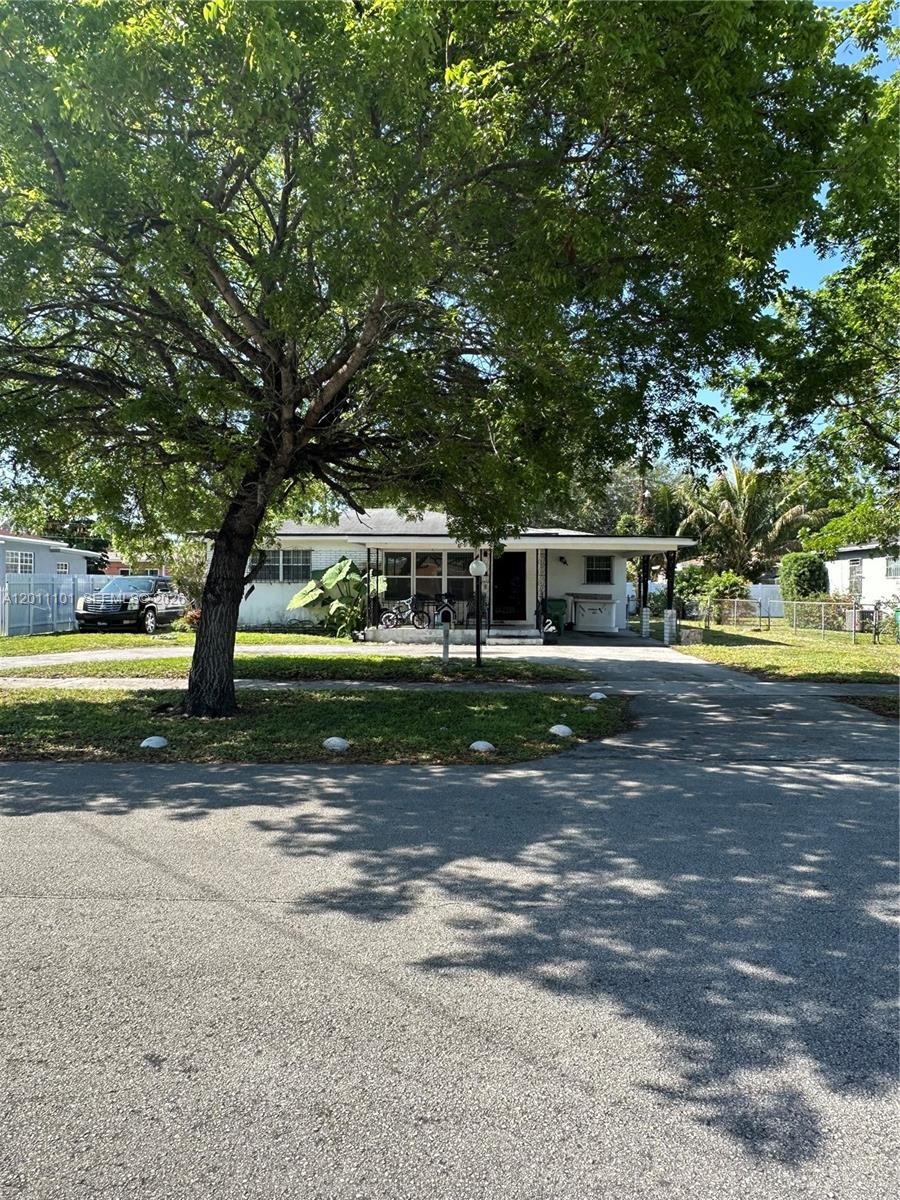 CRAVERO LAKE SHORE EST 2N - Residential