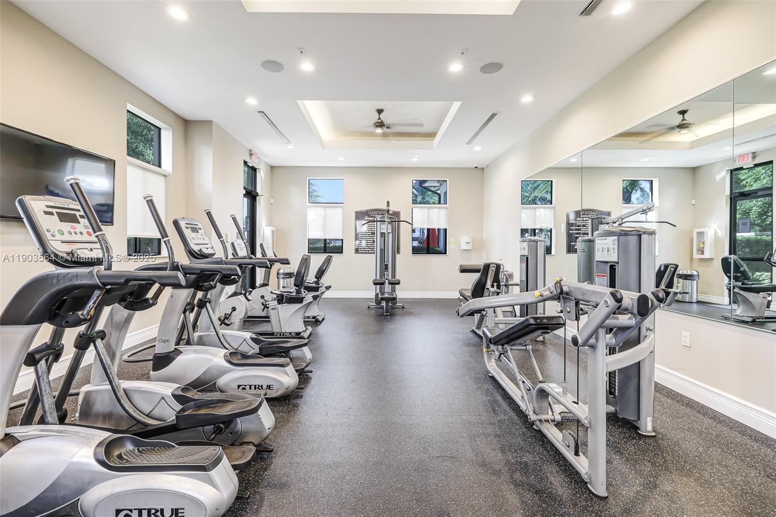 GARDEN ESTATES AT THE HAM - Residential