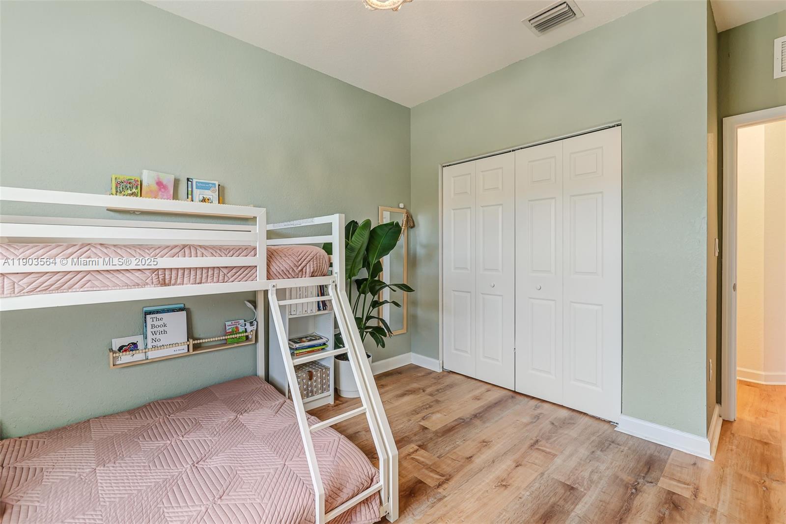 GARDEN ESTATES AT THE HAM - Residential