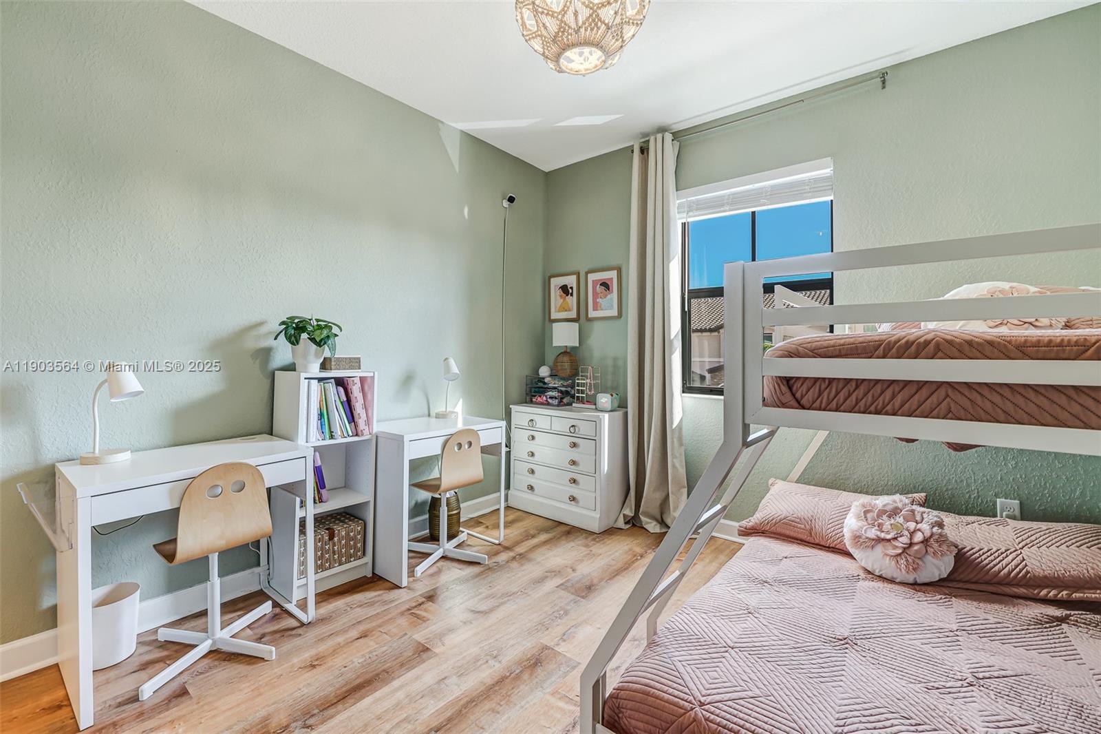 GARDEN ESTATES AT THE HAM - Residential