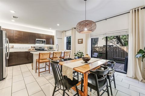 15061 SW 119th Ln Miami FL 33196