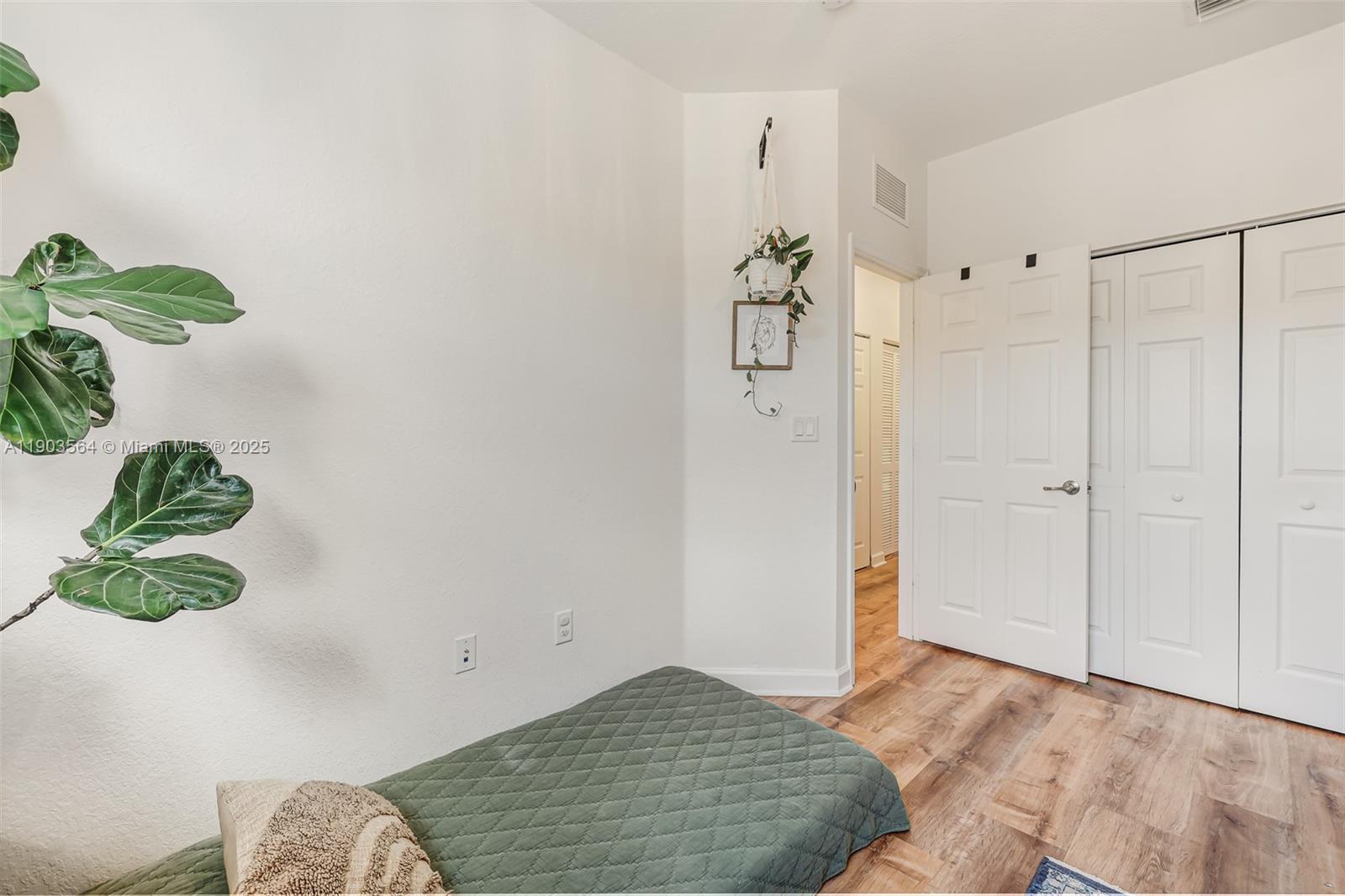 GARDEN ESTATES AT THE HAM - Residential