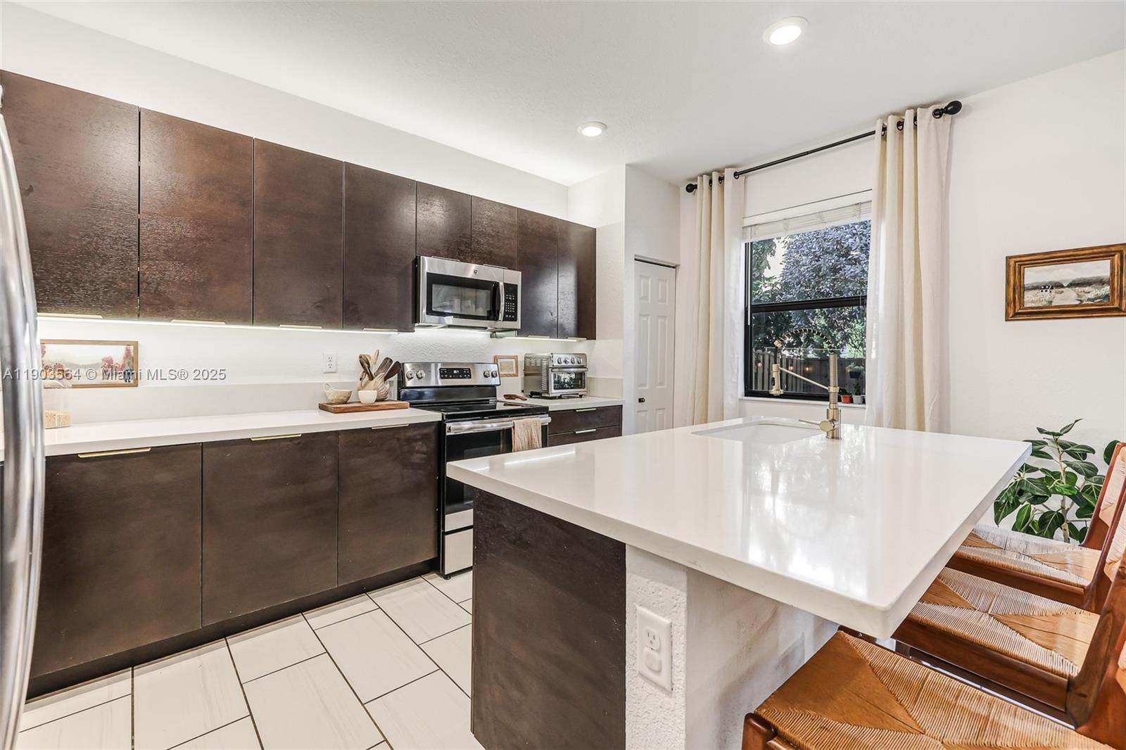 GARDEN ESTATES AT THE HAM - Residential