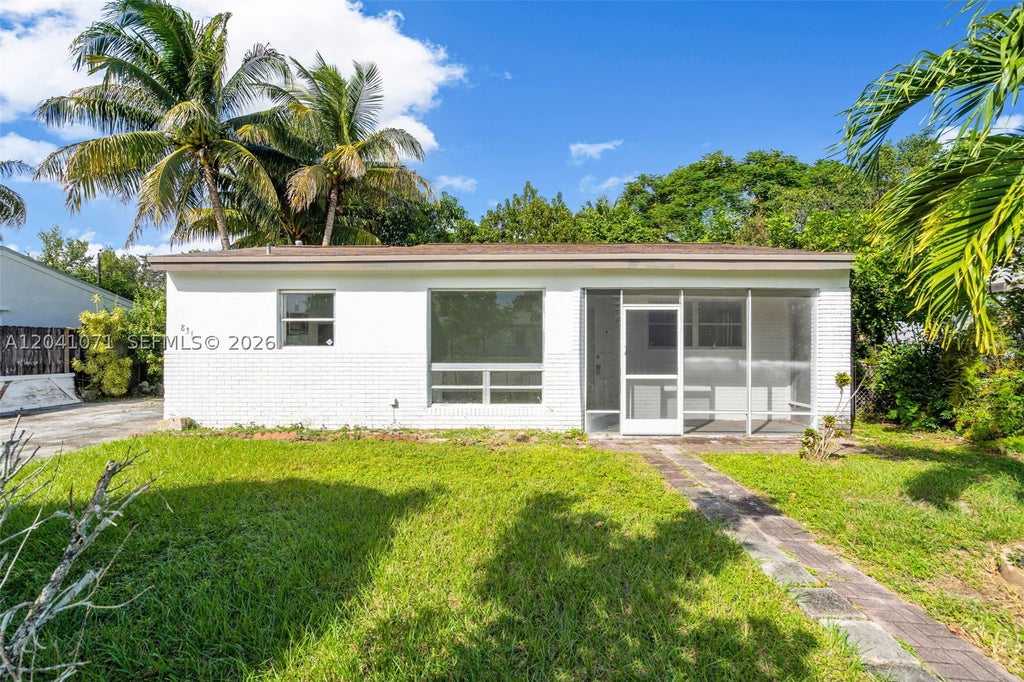 Photo of 6831 Greene St #6831, Hollywood, FL 33024 (MLS # A12041071)