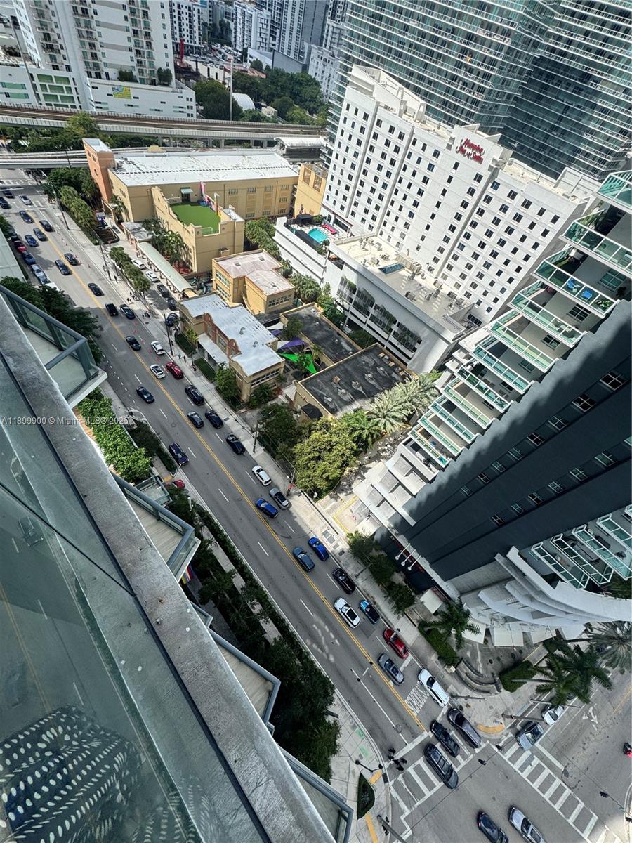 1300 S MIAMI AVENUE CONDO - Residential