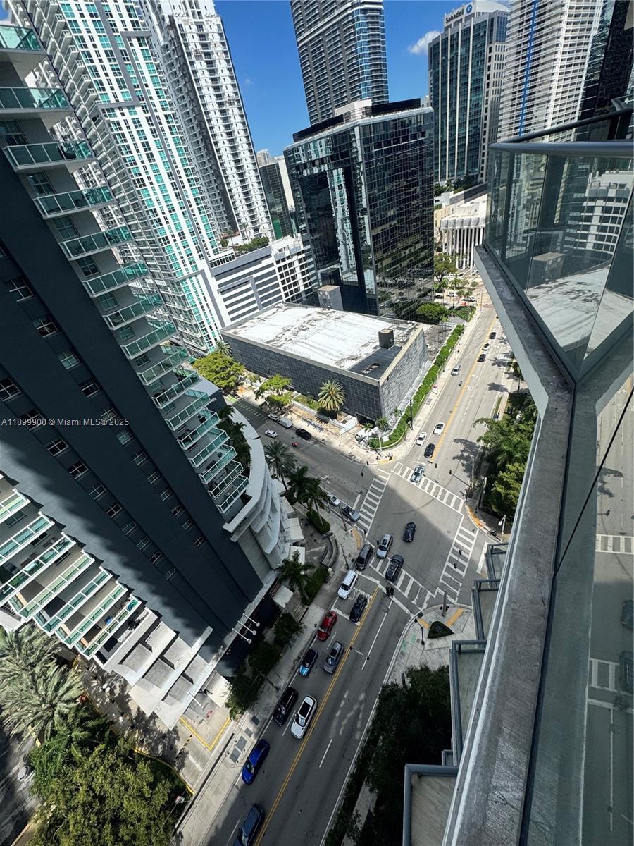 1300 S MIAMI AVENUE CONDO - Residential