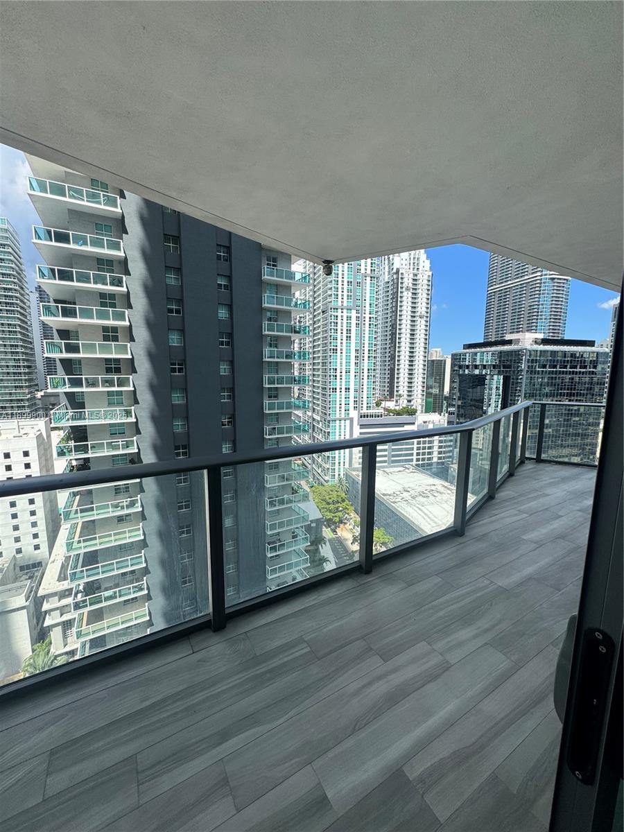 1300 S MIAMI AVENUE CONDO - Residential