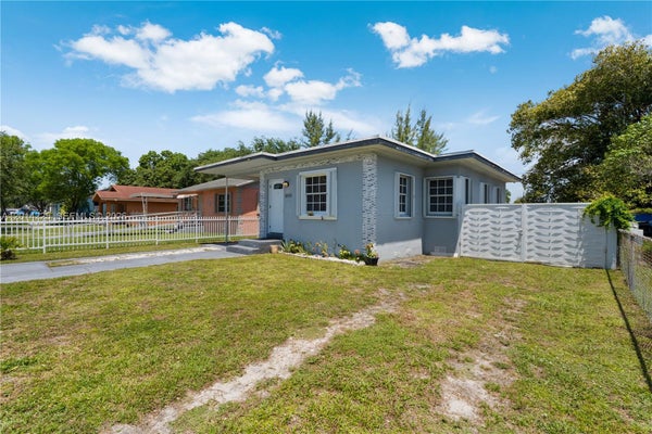 1059 NW 77TH ST, MIAMI, FL 33150 - Image 1a0e08f7db13e21f3dfa0b1da6501dcf/1585426331